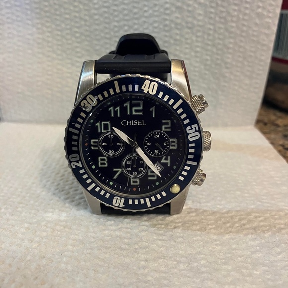 Chisel Watch - Picture 5 of 8